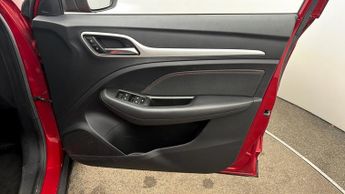 MG MG ZS EXCLUSIVE T-GDI