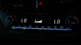 Toyota Corolla ICON TECH