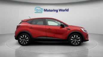 Renault Captur EVOLUTION E-TECH