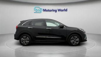 Kia Niro 4 PLUS