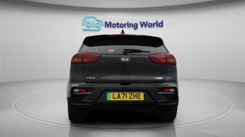 Kia Niro 4 PLUS