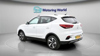 MG MG ZS TROPHY CONNECT