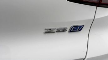 MG MG ZS TROPHY CONNECT