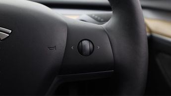 Tesla Model 3 MODEL 3