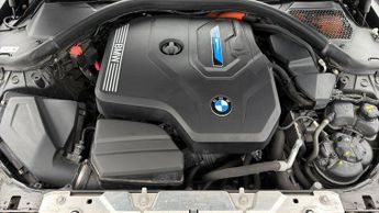 BMW 3 Series 330E M SPORT