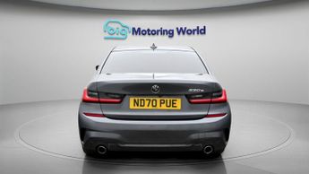 BMW 3 Series 330E M SPORT
