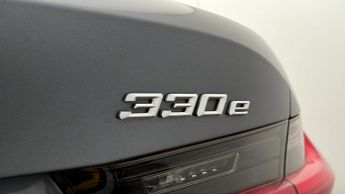 BMW 3 Series 330E M SPORT