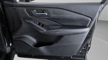 Nissan Qashqai DIG-T N-CONNECTA DCT