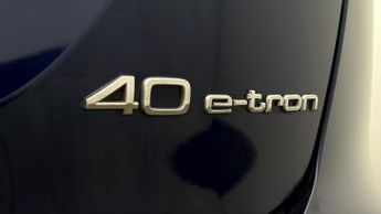 Audi Q4 e-tron SPORTBACK S LINE