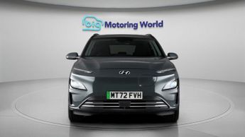 Hyundai KONA PREMIUM