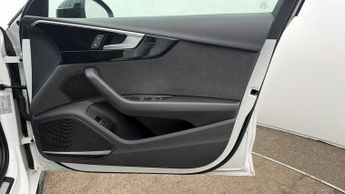 Audi A4 Avant AVANT TDI S LINE BLACK EDITION