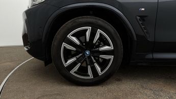 BMW iX3 M SPORT