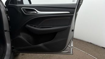 MG MG ZS EXCLUSIVE T-GDI