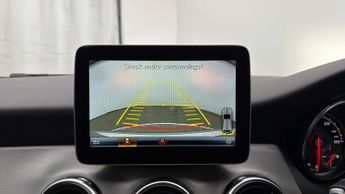 Mercedes-Benz GLA GLA 180 AMG LINE EDITION