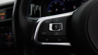 Volkswagen Golf GTE ADVANCE DSG