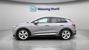 Audi Q4 e-tron S LINE