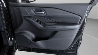 Nissan Qashqai DIG-T ACENTA PREMIUM DCT