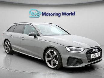 Audi A4 AVANT TFSI S LINE BLACK EDITION