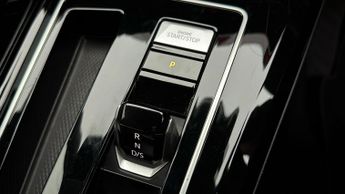 Volkswagen Golf R-LINE ETSI DSG