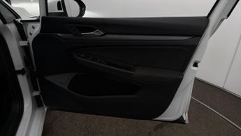 Volkswagen Golf STYLE TDI DSG