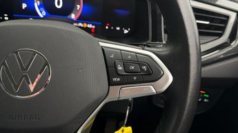 Volkswagen Polo LIFE TSI DSG