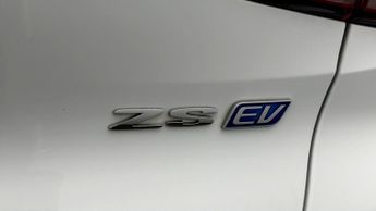 MG MG ZS SE
