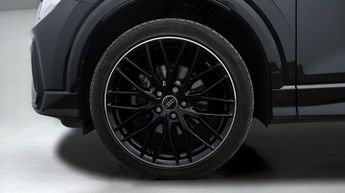 Audi Q2 TFSI S LINE BLACK EDITION