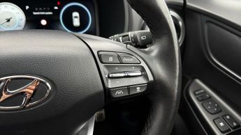 Hyundai KONA PREMIUM