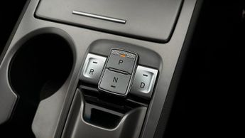 Hyundai KONA PREMIUM