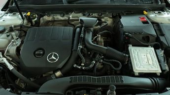 Mercedes-Benz CLA CLA 180 AMG LINE PREMIUM PLUS