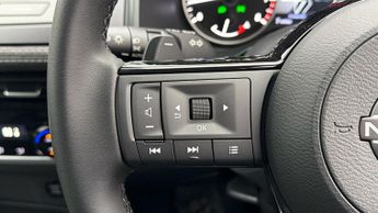 Nissan Qashqai DIG-T ACENTA PREMIUM XTRONIC