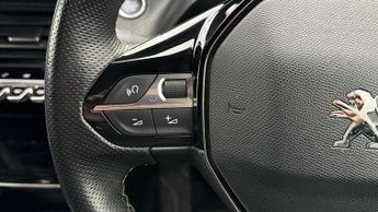 Peugeot E-2008 GT PREMIUM