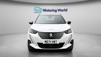 Peugeot E-2008 GT PREMIUM