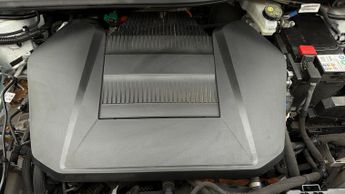 Peugeot E-2008 GT PREMIUM