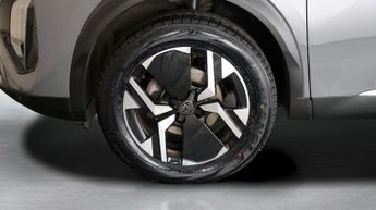 Peugeot 2008 PURETECH EAT8 S/S GT