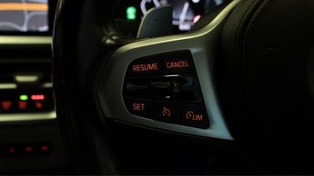 BMW 3 Series 330E M SPORT