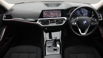 BMW 3 Series 330E SE PRO