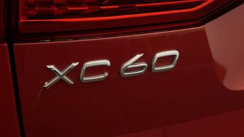 Volvo XC60 B5 INSCRIPTION AWD