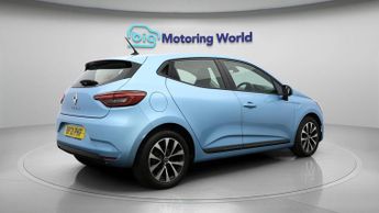 Renault Clio ICONIC TCE