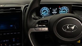 Hyundai TUCSON T-GDI SE CONNECT DCT