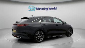 Kia ProCeed GT-LINE ISG