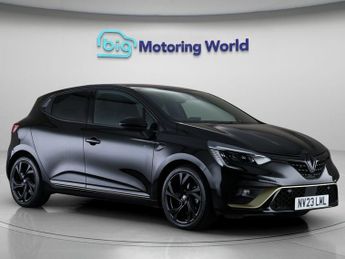 Renault Clio E-TECH ENGINEERED