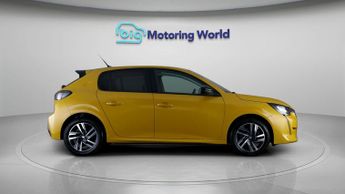 Peugeot 208 PURETECH ALLURE PREMIUM PLUS S/S