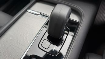 Volvo XC90 RECHARGE T8 CORE AWD