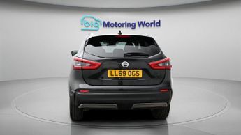 Nissan Qashqai DIG-T N-CONNECTA DCT