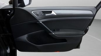 Volkswagen Golf SE NAVIGATION TSI BLUEMOTION TECHNOLOGY