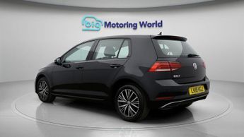 Volkswagen Golf SE NAVIGATION TSI BLUEMOTION TECHNOLOGY