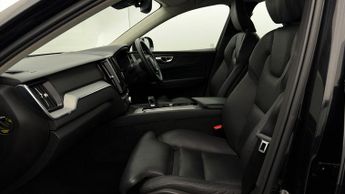 Volvo XC60 B5 PLUS AWD