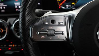 Mercedes-Benz CLA CLA 180 AMG LINE EXECUTIVE