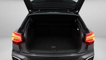 Audi Q2 TFSI S LINE